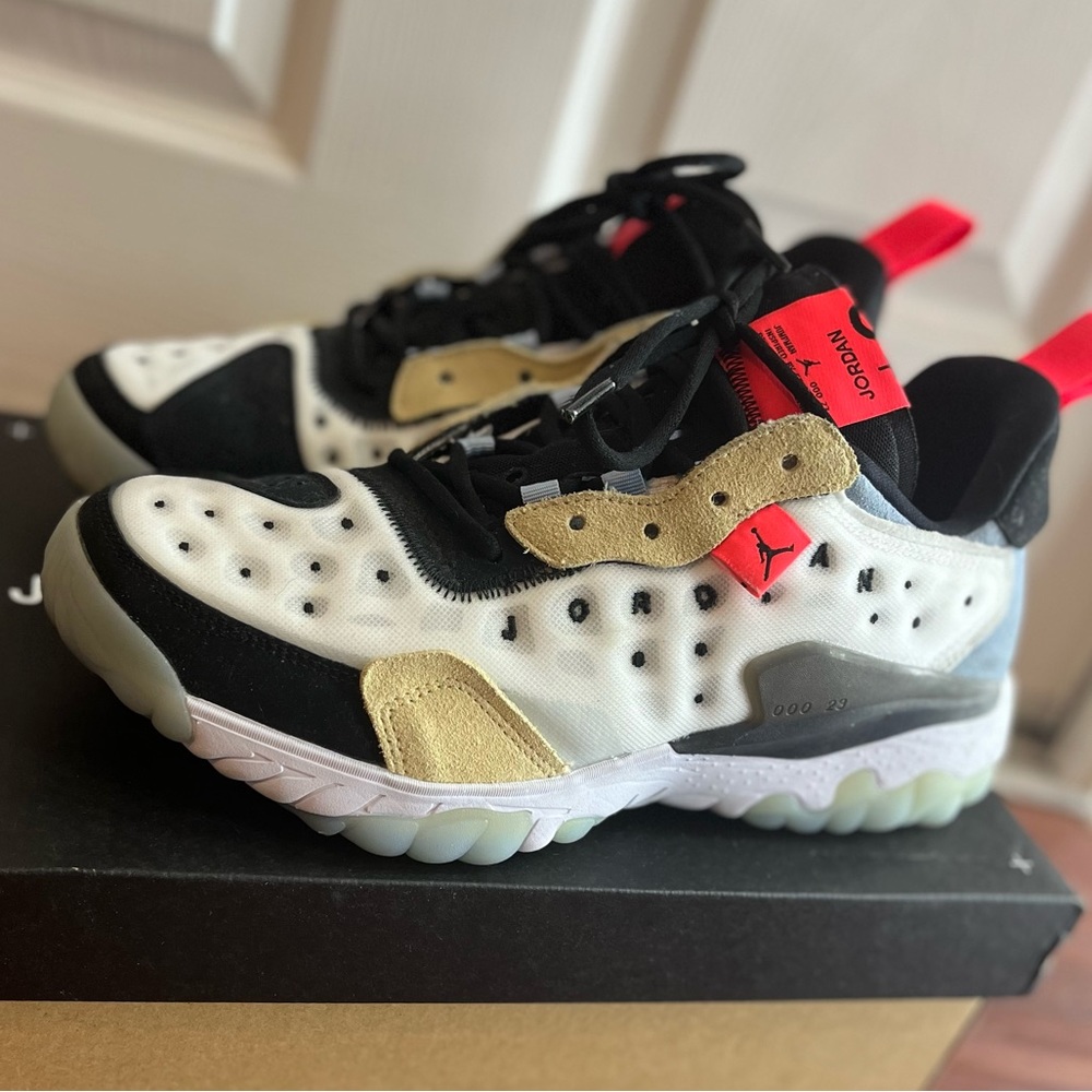 Jordan Delta 2